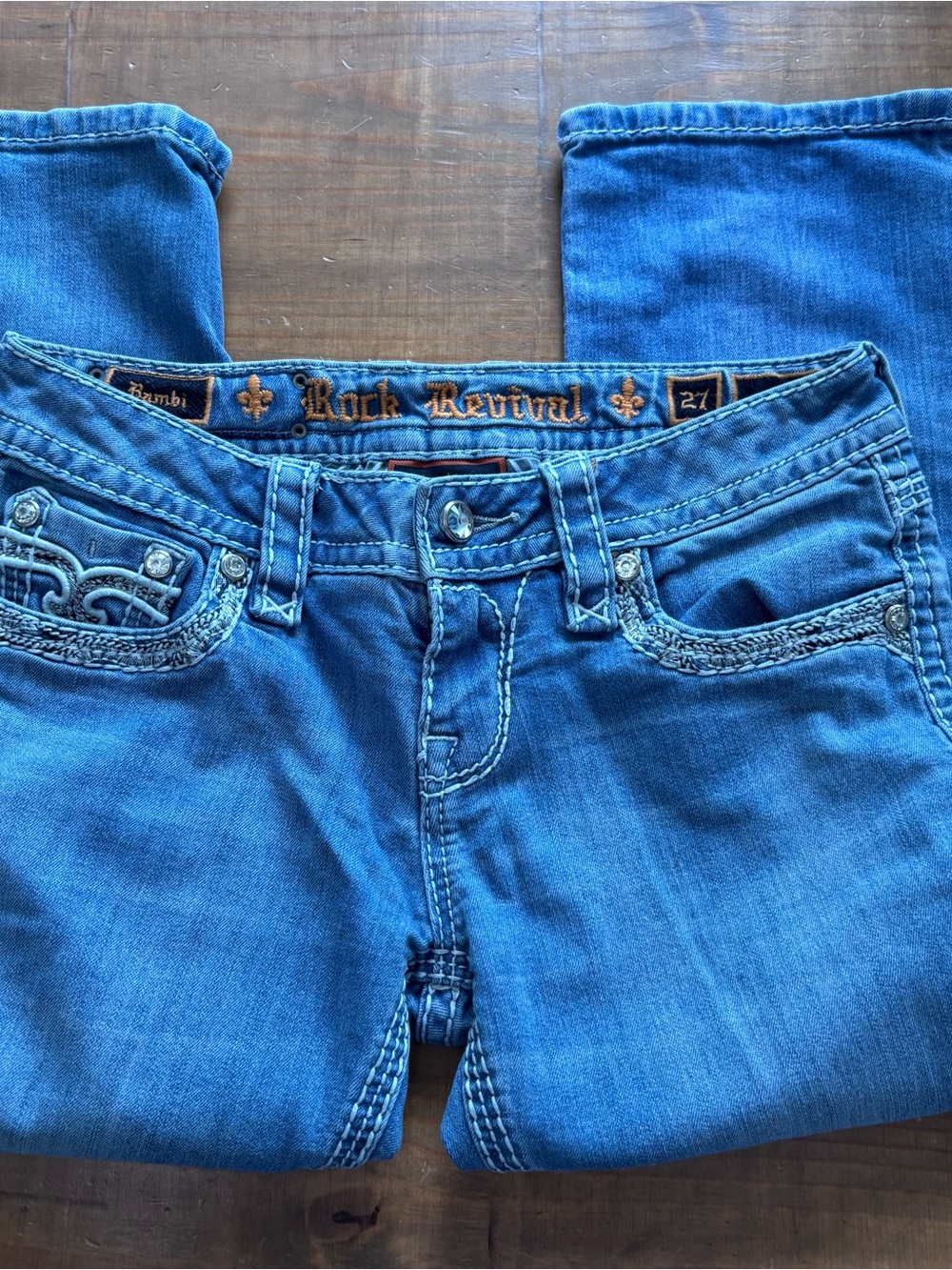 Rock Revival Bambi Cropped Capri Jeans-Embellished-Embroidered-Size 27-Y2K - Picture 2 of 12